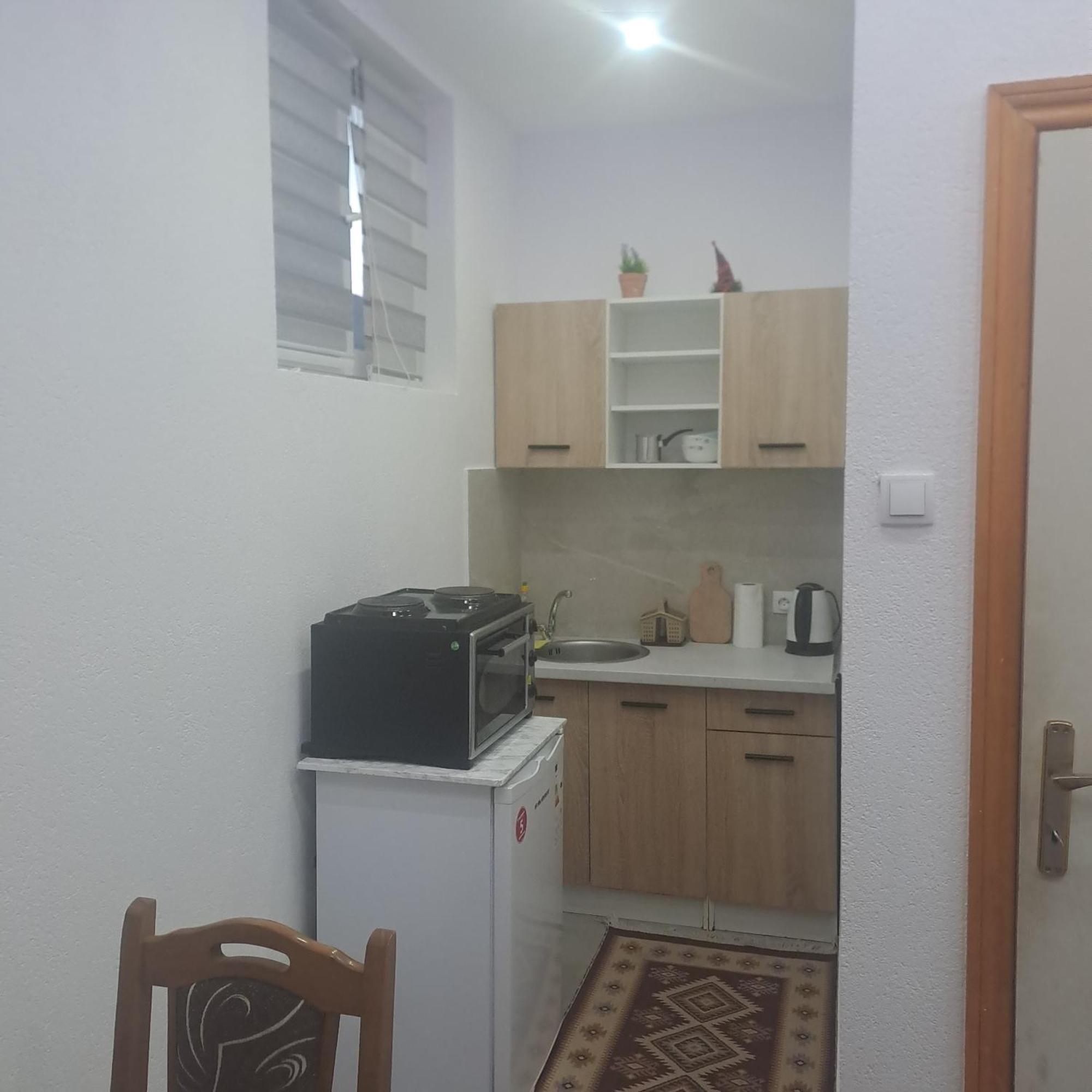 Apartmani Kosjerina Trebinje Buitenkant foto