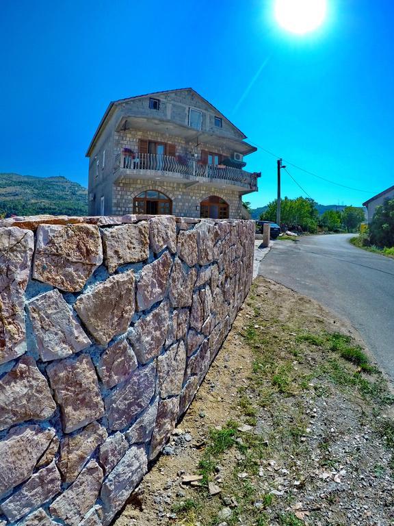 Apartmani Kosjerina Trebinje Buitenkant foto