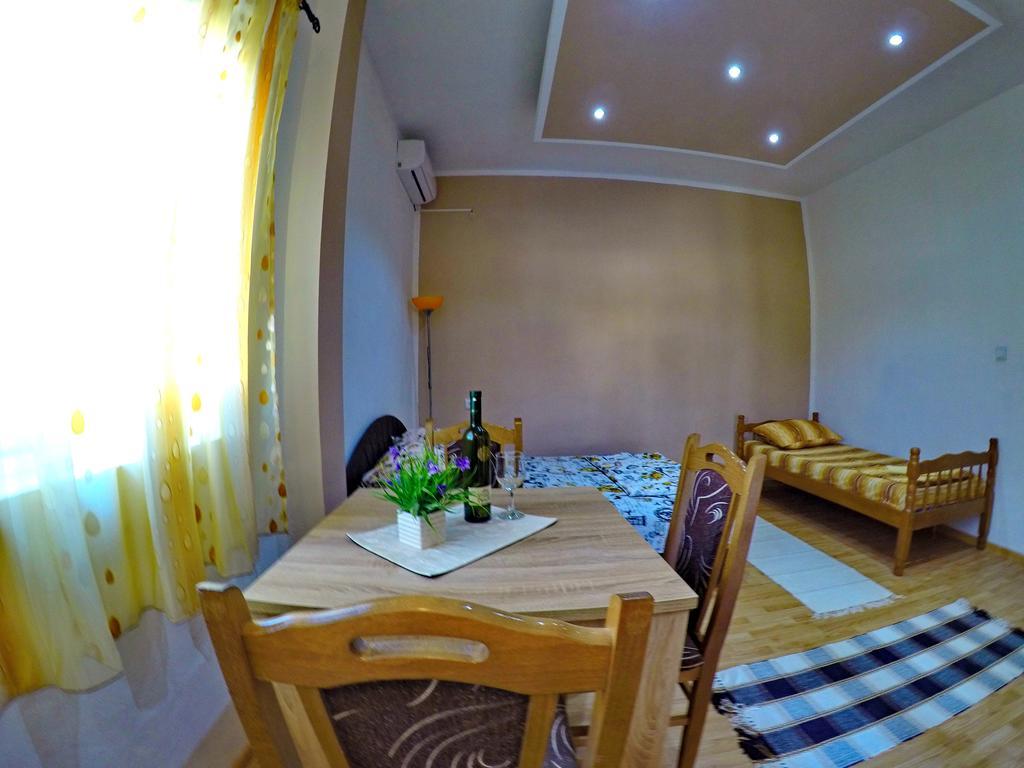 Apartmani Kosjerina Trebinje Buitenkant foto